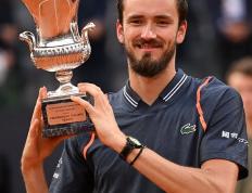 开云体育中国-关于蒙特卡洛大师赛横扫拉沃尔杯，梅德韦杰夫带队取胜的信息