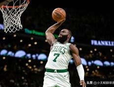 开云官网-卫冕冠军克星现身，球队遭遇挑战