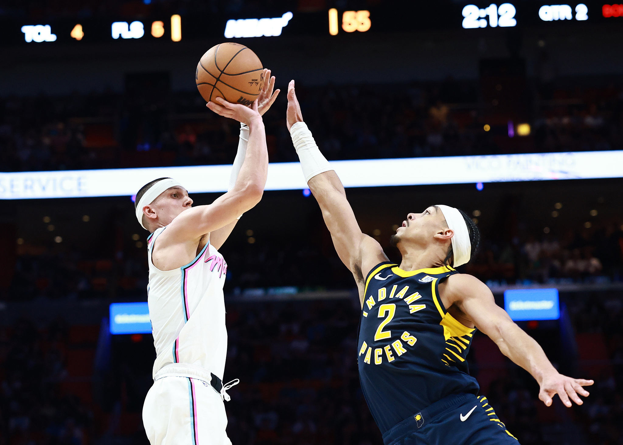 开云体育-包含步行者客场战胜篮网，西蒙斯双20+表现的词条