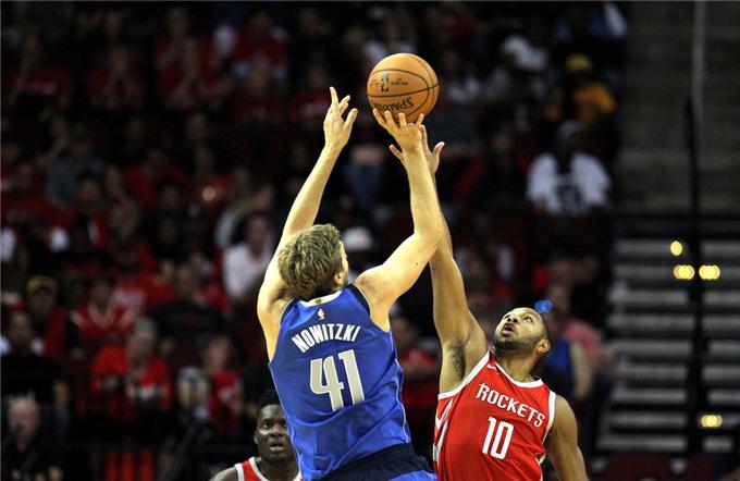 开云体育官网-小牛队主场溃败，遭遇连败困境