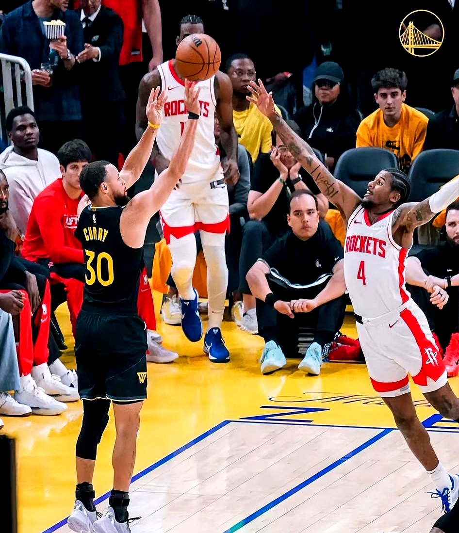 开云官方app入口-勇士双核相继伤退,球队陷入困境