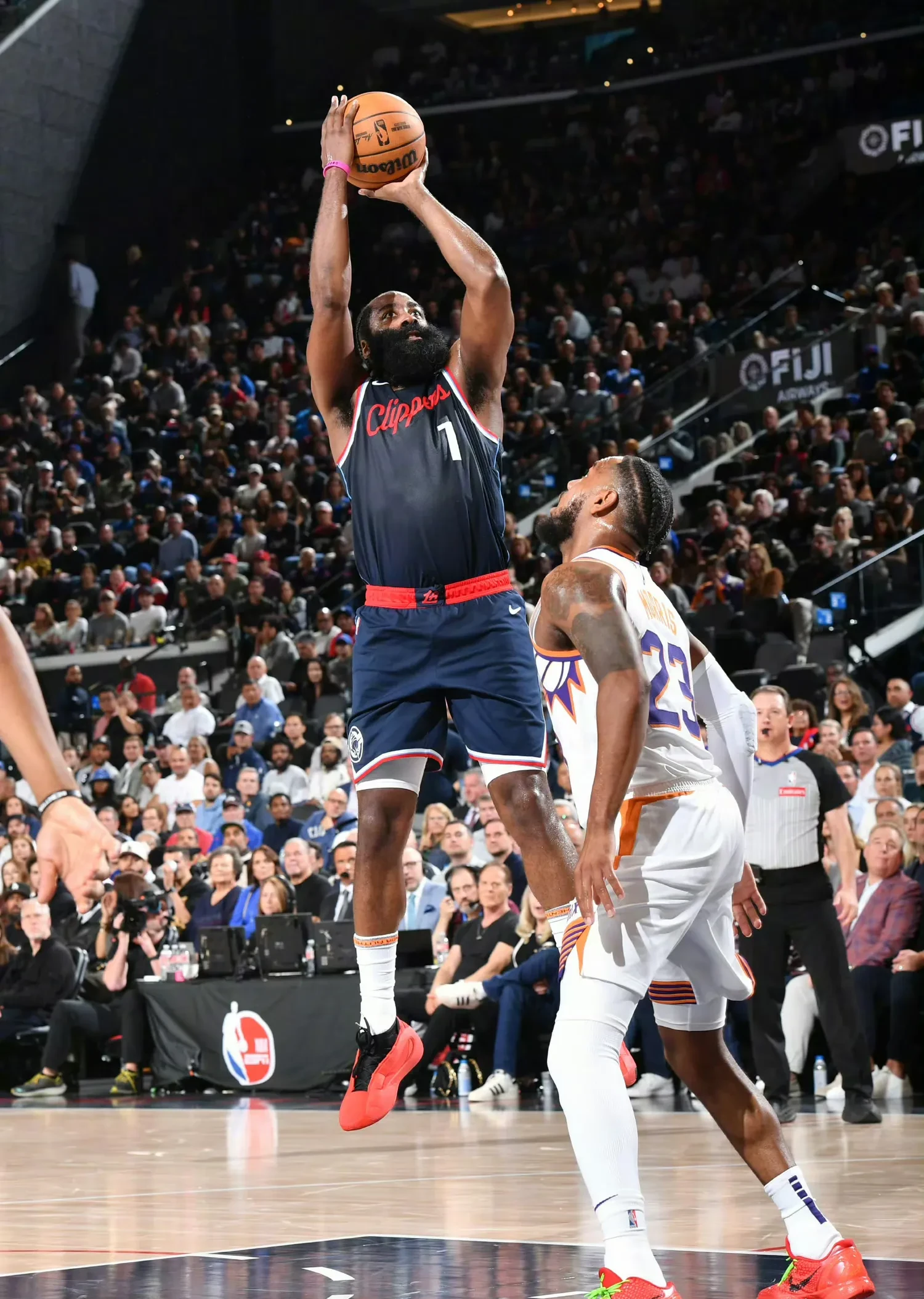 开云体育-火箭遭遇连败,哈登状态低