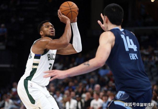 开云体育在线-雄鹿再胜奇才:字母哥37+14造成奇才4连败