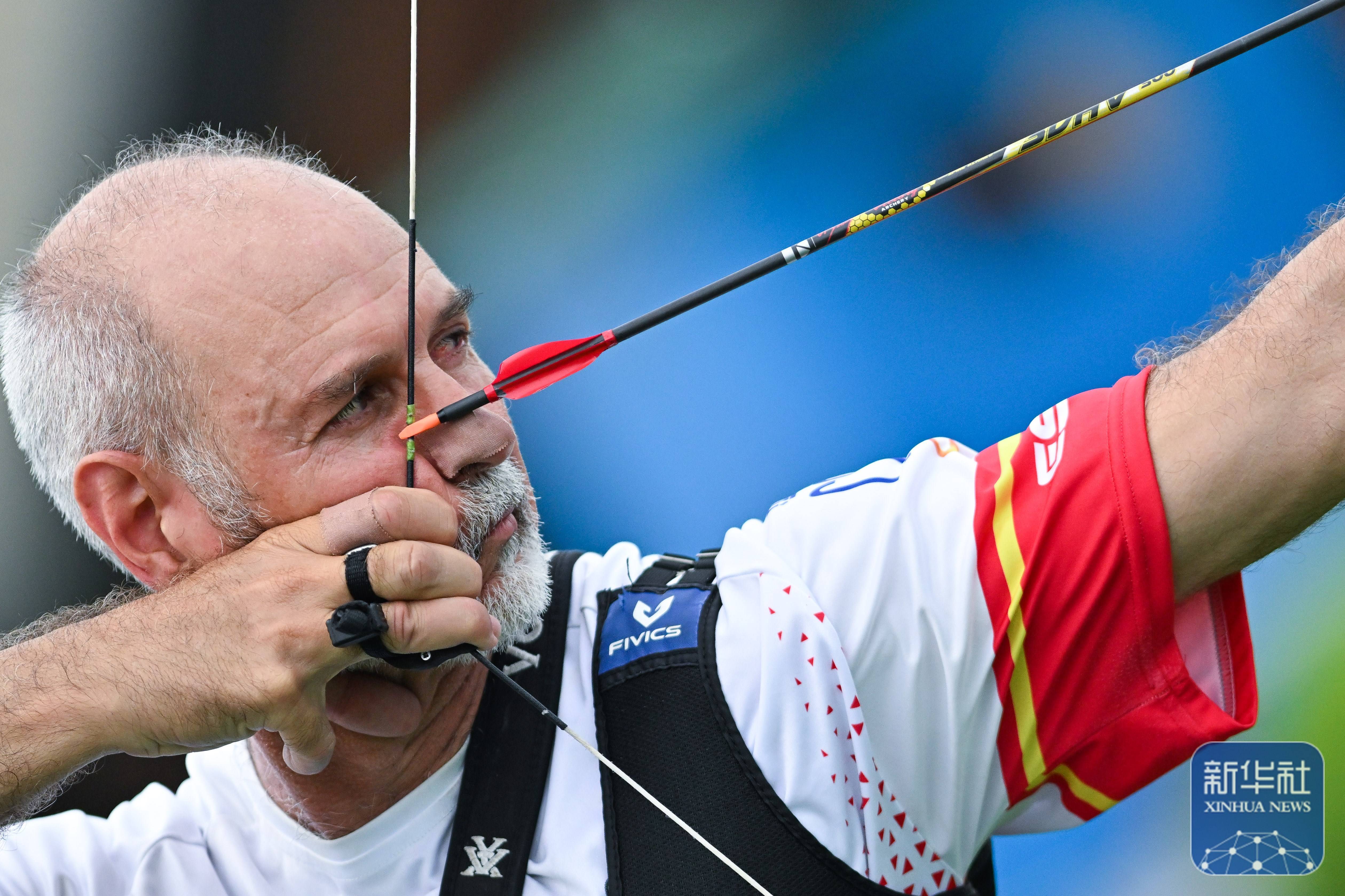 开云下载-瑞典射箭选手夺得第一，登顶赛场