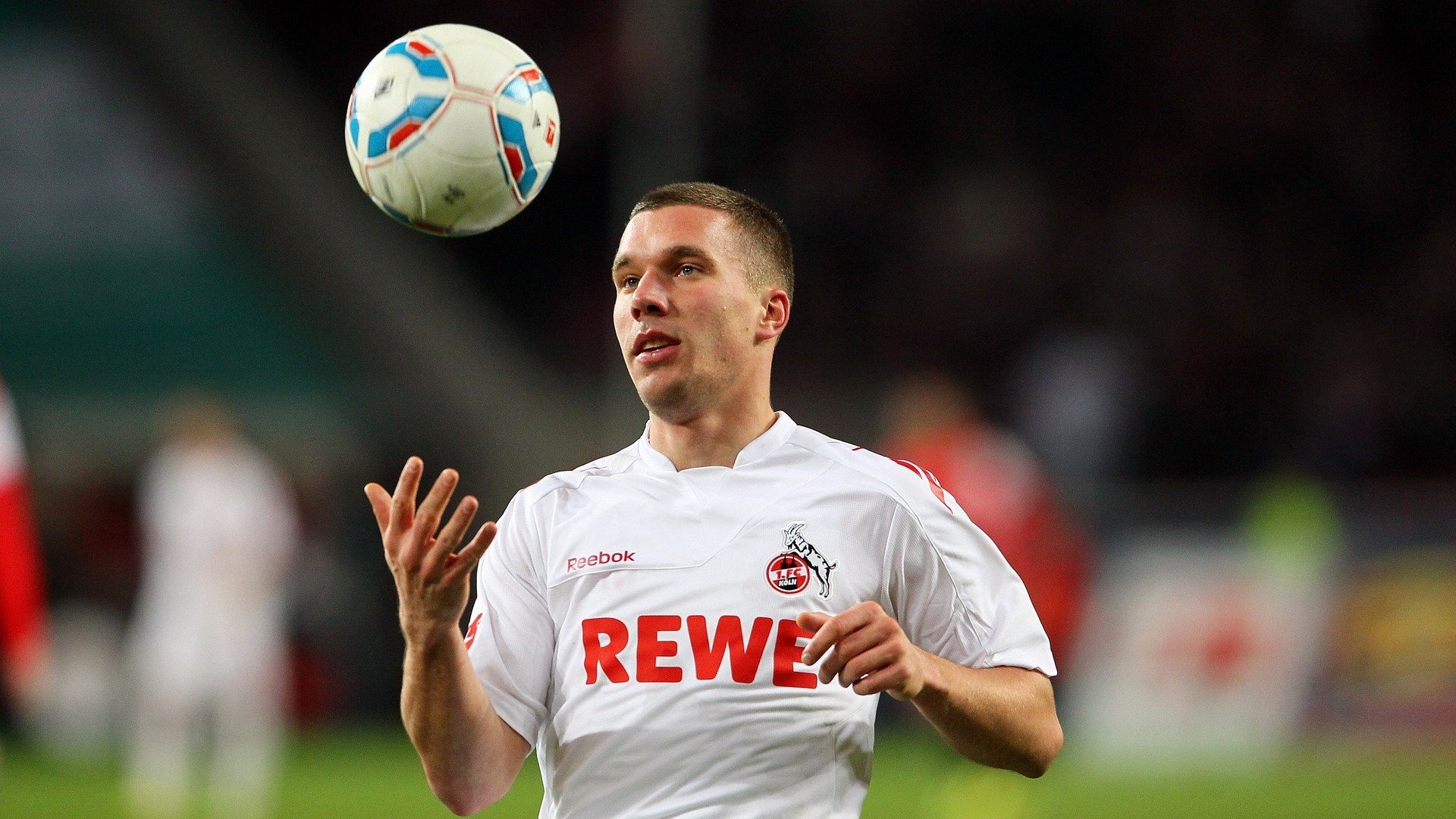 开云官网-奥运周期关键战,格纳布里天神下凡!拉齐奥0-2惊天翻盘摧毁马赛